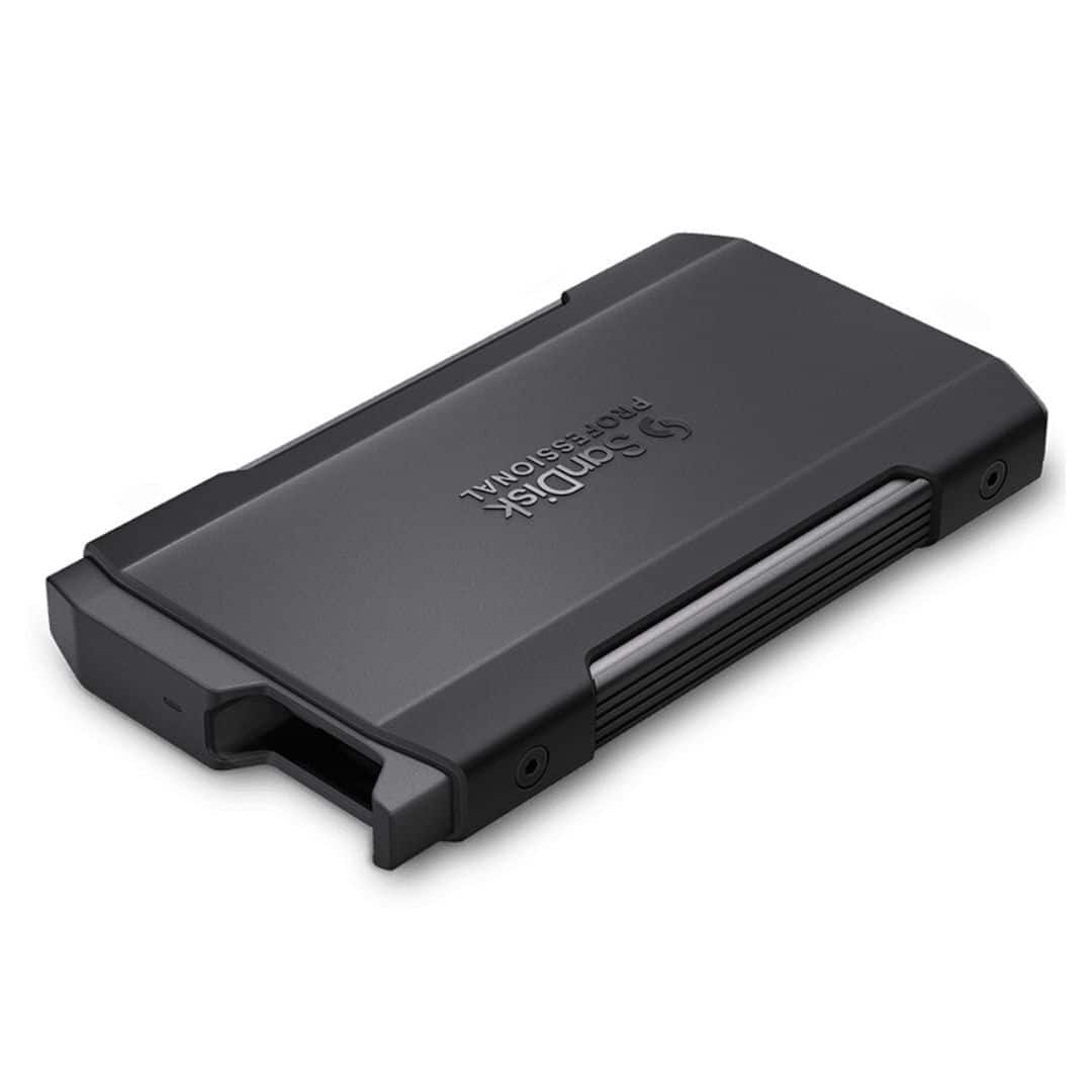 SanDisk PRO BLADE Transport SSD connected to a laptop