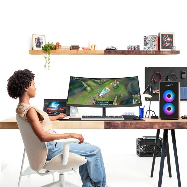 HP OMEN 34 WQHD Curved Gaming Monitor 180Hz AMD FreeSync-8