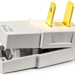 C22-321W Angled Plug Brass Blades Tool-Free Residential-0