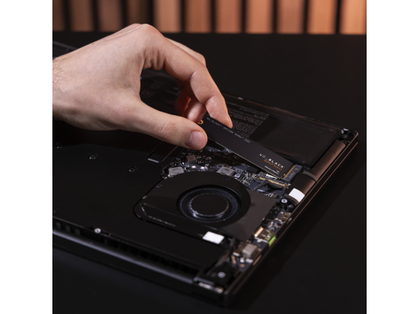 WD BLACK SN7100 SSD PCIe Gen4 Gaming Storage Internal-8