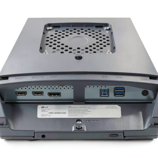 LG UltraGear 32 OLED Gaming Monitor 4K UHD 165Hz G-Sync-3